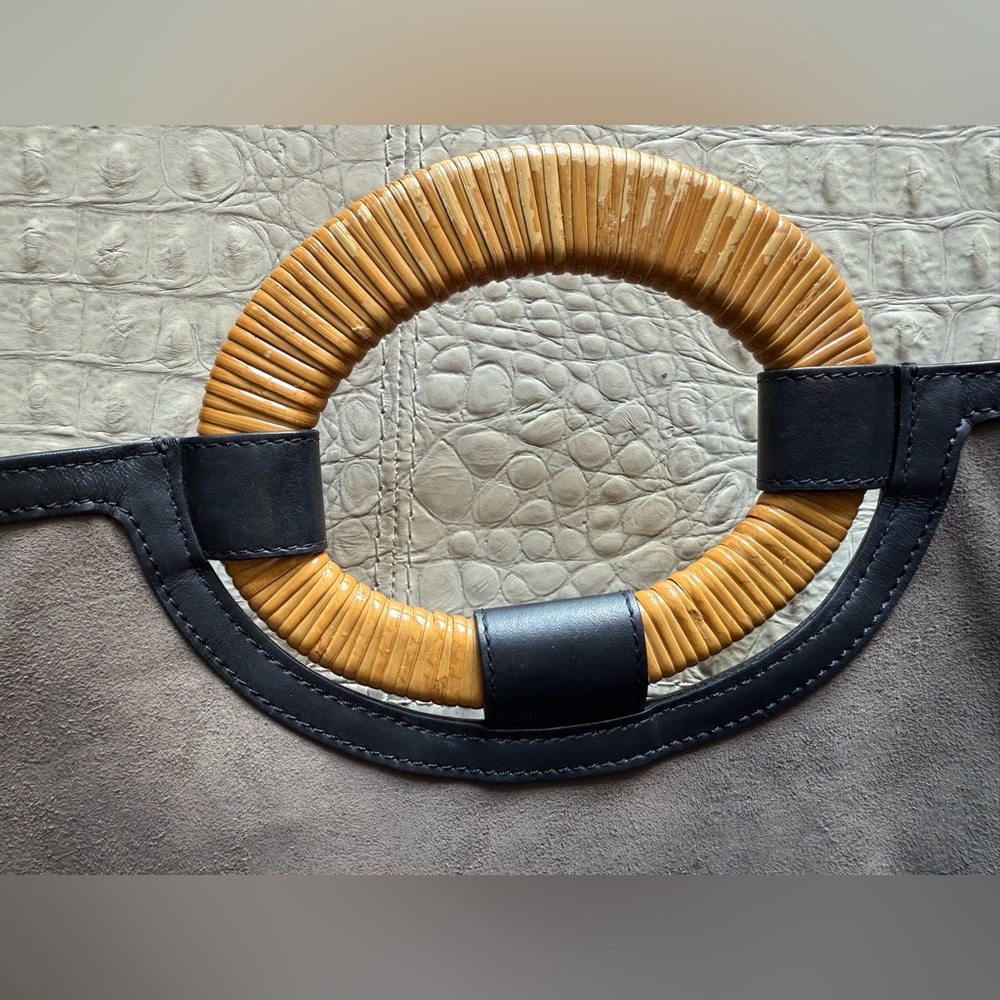 Fendi Black and Brown Tote with Iconic‎ Monogram - Picture 7 of 16